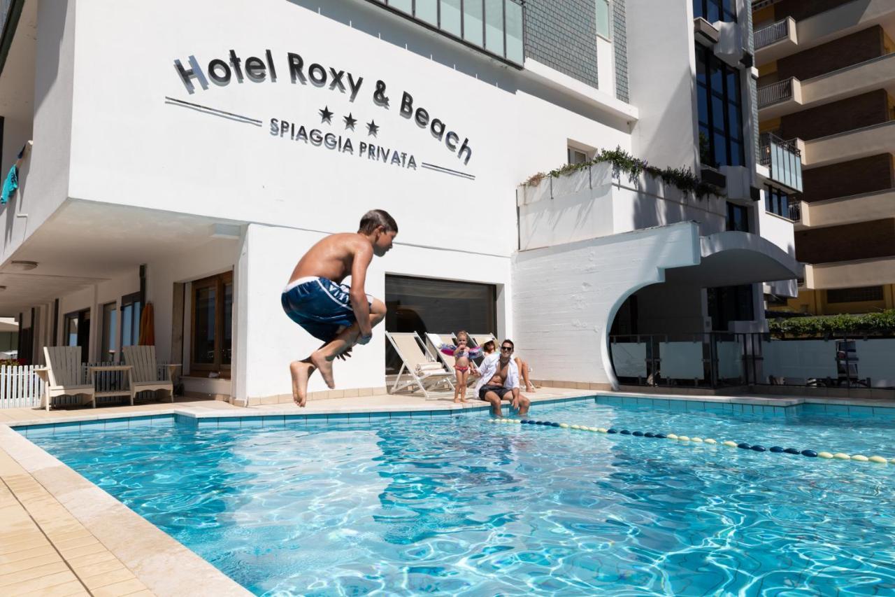 Hotel Roxy & Beach Cesenatico Esterno foto