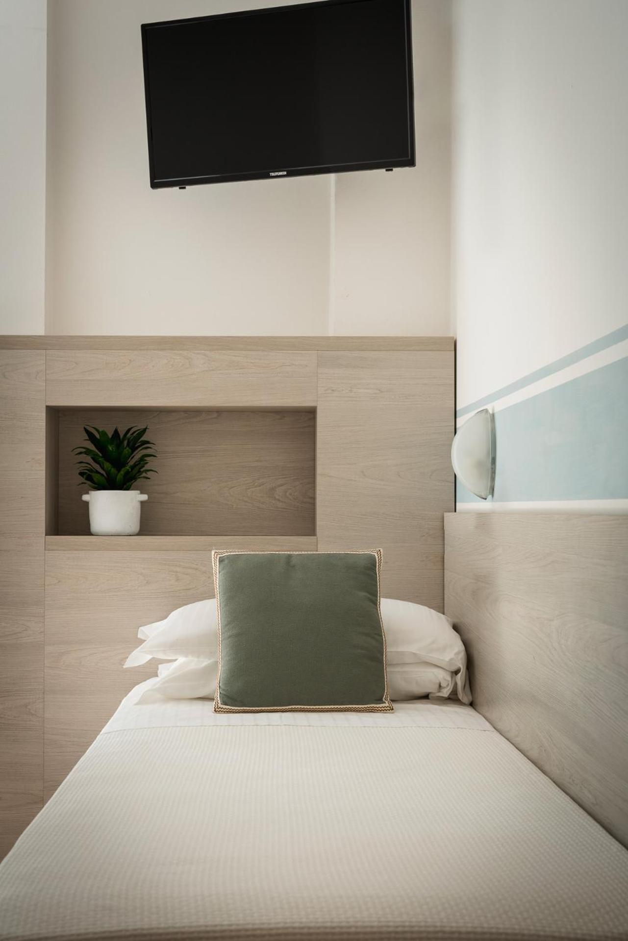 Hotel Roxy & Beach Cesenatico Esterno foto